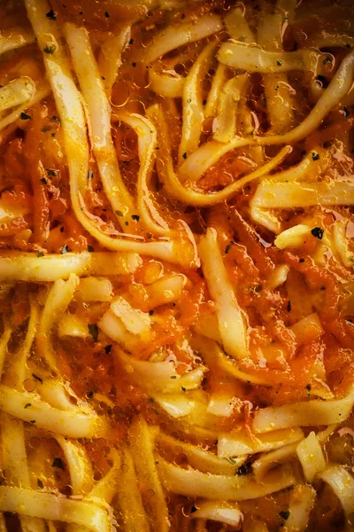 Dettaglio su minestra di tagliatelle di carota — Foto Stock