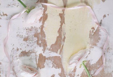 Düğün davetiyeleri ve tebrik kartları için romantik bir geçmiş. Doğum günü, düğün konsepti. Boşluğu kopyala, Üst Görünüm düzlüğü.