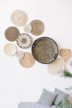 Egzotik iç mekan. Boho tarzı. İç dizayn elementleri. Düz yatış, üst görünüm