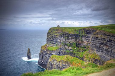 Moher İrlanda'nın kayalıklarla