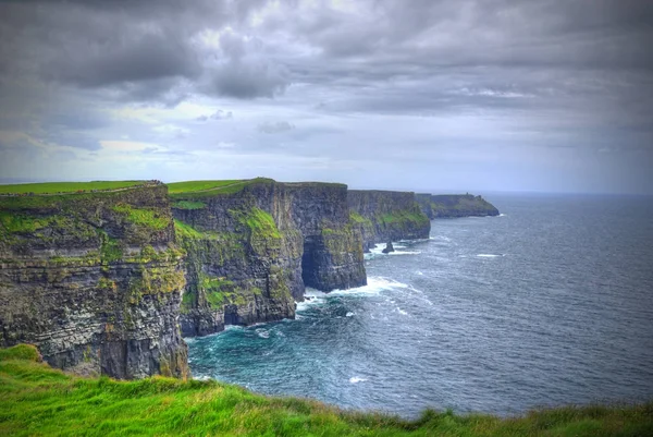 Moher İrlanda'nın kayalıklarla