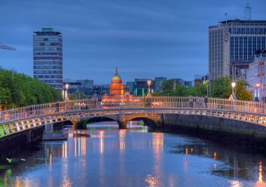 Ha Penny köprü Dublin, İrlanda