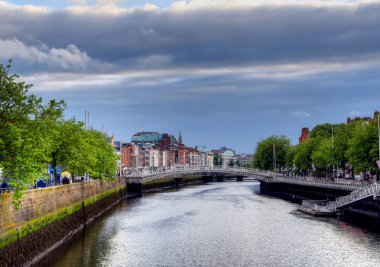 Ha'Penny Bridge Dublin, İrlanda.