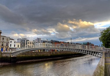 Ha'Penny Bridge Dublin, İrlanda.