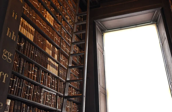 Dublin Irlande Mai 2017 Longue Salle Ancienne Bibliothèque Trinity College — Photo