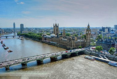 Londra, İngiltere 'deki Westminster Sarayı.