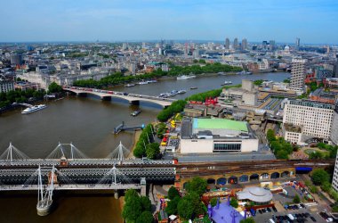 Londra'da Thames Nehri