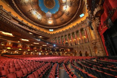 St. Louis, Missouri, ABD - 18 Kasım 2016 - muhteşem Fox tiyatro midtown St Louis Grand Center sanat bölgesinde Grand Bulvarı'nda.