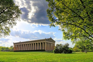 Nashville, Tennessee Parthenon Yunanistan özgün Parthenon bir tam ölçekli kopyasıdır. Parthenon Centennial Park bulunan.