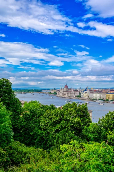 Utsikt Över Budapest Ungern Längs Donau Från Fiskarbastionen — Stockfoto