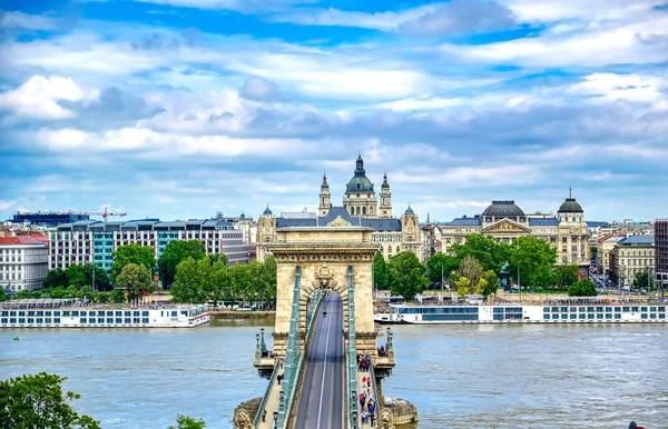 Chain Bridge Danube River Budapest Hungary — Stock Photo, Image