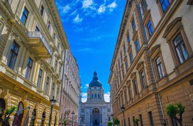 Macaristan, Budapeşte 'nin Pest tarafında yer alan Aziz Stephen Bazilikası.