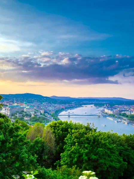 Uitzicht Langs Donau Van Boedapest Hongarije Vanaf Gellert Hill Bij — Stockfoto