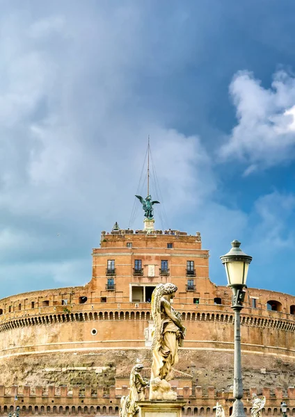 Castel Sant Angelo Located Tiber River Rome Italy — стоковое фото