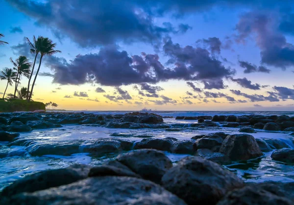Východ Slunce Nad Pobřežím Kauai Havaj — Stock fotografie