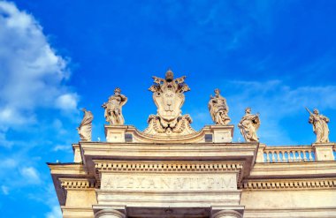 Vatikan Şehri - 30 Mayıs 2019 - St. Peter Bazilikası ve St. Peter Meydanı Roma, İtalya yakınlarındaki Vatikan şehrinde yer almaktadır..