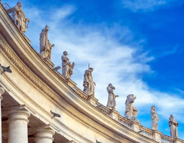 Vatikan Şehri - 30 Mayıs 2019 - St. Peter Bazilikası ve St. Peter Meydanı Roma, İtalya yakınlarındaki Vatikan şehrinde yer almaktadır..