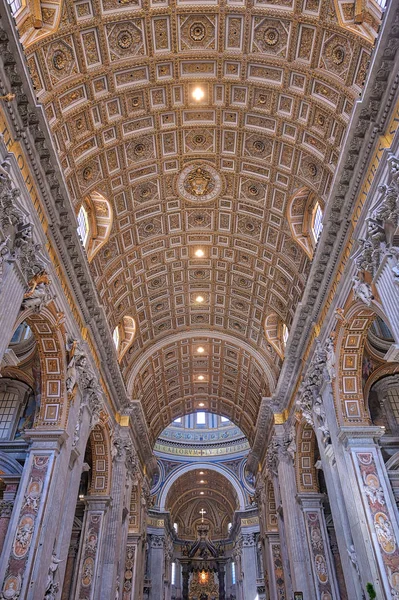 Vatikanstadt Mai 2019 Das Innere Der Petersbasilika Auf Dem Petersplatz — Stockfoto
