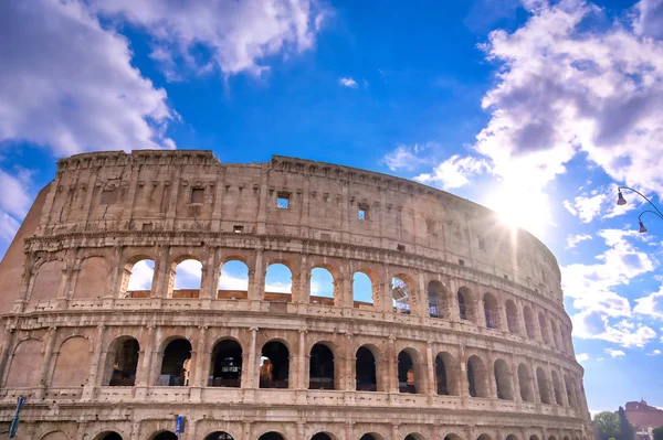 Coliseo Situado Roma Italia —  Fotos de Stock