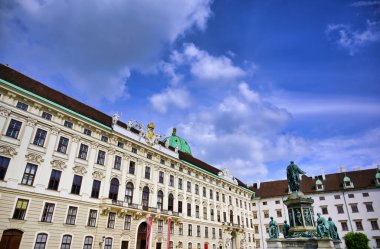 Viyana, Avusturya - 19 Mayıs 2019 - Hofburg Sarayı Avusturya 'nın Viyana kentinde bulunan Habsburg hanedanlığından bir saray kompleksi..