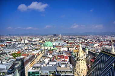 Viyana, Avusturya 'nın St. Stephen Katedrali' nden havadan görünüşü.