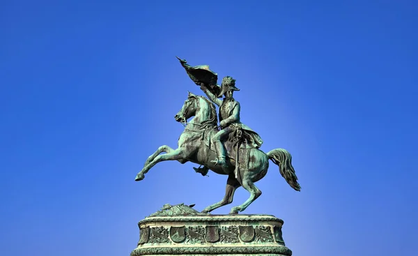 オーストリアのウィーン 2019年5月18日 オーストリアのウィーンにあるホフブルク宮殿の前にあるカール大公の騎馬像 — ストック写真
