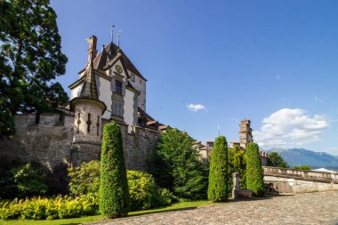 Thun İsviçre Thuner Gölü yakınındaki Oberhofen kalede