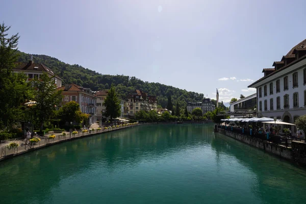 Thun Cidade Por Lake Thuner Suíça Alpes — Fotografia de Stock