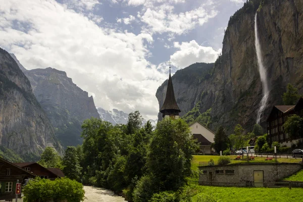 Lauterbrunnen Valley Och Staubbach Vattenfall Schweiz Alperna — Stockfoto