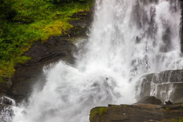 Steinsdalsfossen Wasserfall Tal Norwegen — Stockfoto