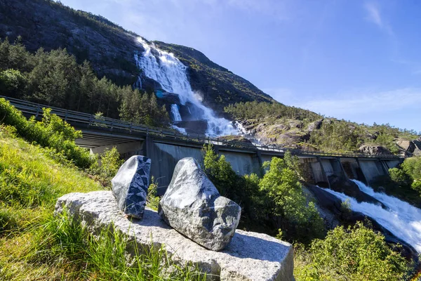 Wodospad Latefossen Norwegii — Zdjęcie stockowe