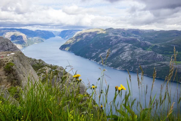 Uitzicht Fjord Bergen Vanuit Preikestolen Noorwegen — Stockfoto