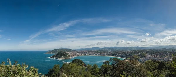 Bir şehirde güzel bir koy ile adalar ve gr panoramik manzara