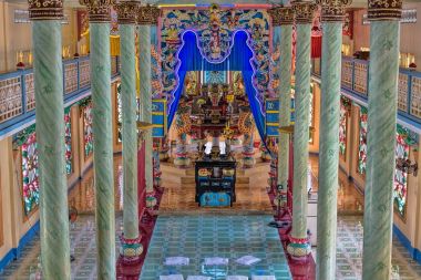 Mekong Delta Güney Vietnam bir Cao Dai tapınağın iç