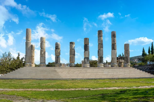 El templo iónico en Smintheion, un santuario de Apolo —  Fotos de Stock