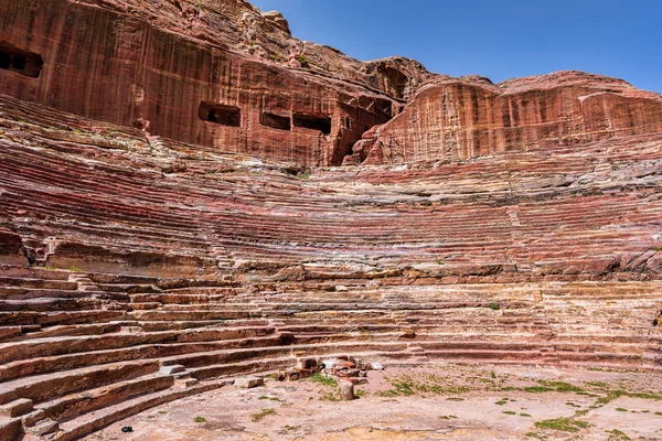Petra Ürdün antik kenti Roma Tiyatrosu kalıntıları