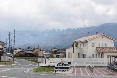 Dağ yollarında güzel bir görünümü