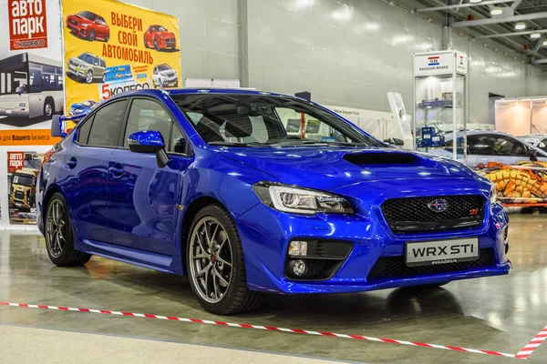 Moskou - Aug 2016: Subaru Impreza Wrx Sti gepresenteerd op Mias Moskou International Auto Salon op 20 augustus, 2016 in Moskou, Rusland — Stockfoto