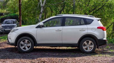 Novokuznetsk, Rusya - 26 Ağustos 2016: Toyota Rav4