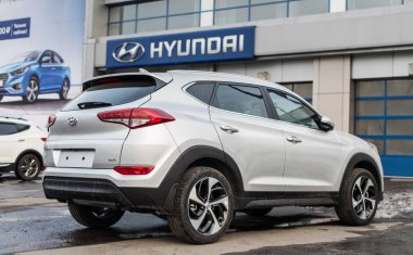 Novokuznetsk, Rusya Federasyonu - Mart 30, 2017: Hyundai Tucson arkadan görünüm