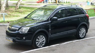 Novokuznetsk, Russia - May 15, 2016: Opel Antara (Chevrolet Captiva, Daewoo Winstorm MaXX, Holden Captiva 5, Saturn Vue, Vauxhall Antara, Holden Captiva MaXX) clipart