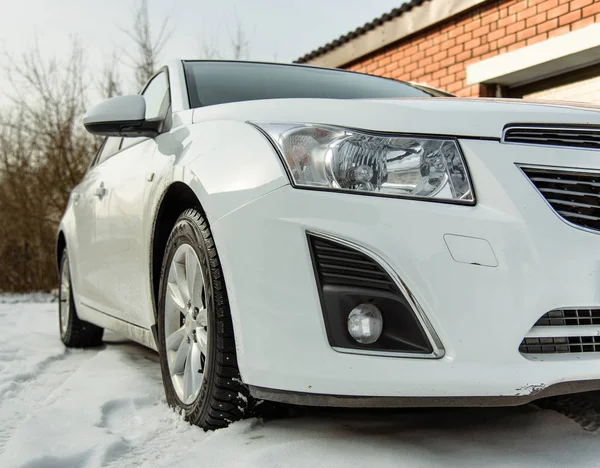 Novokuzněck Rusko Listopadu 2017 Chevrolet Cruze Parkování Sněhu Stock Snímky