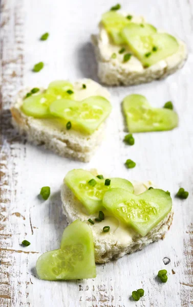Cucumber sandwiches in heart shaped — Stock Photo, Image