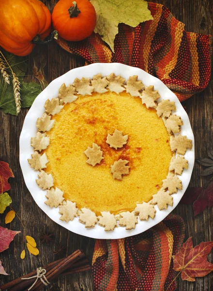 Traditional Pumpkin pie — Stock Photo, Image