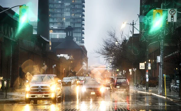 Evening Shot Traffic Street Modern City Downtown — Stock Photo, Image