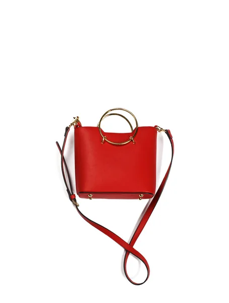 Moda bolsa de couro vermelho isolado em um fundo branco — Fotografia de Stock