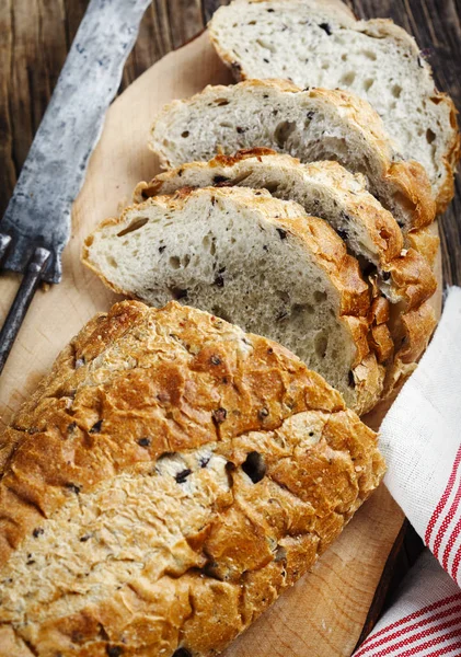 Оливковый хлеб Каламата — стоковое фото