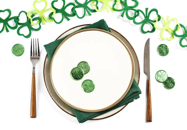 Festive table setting for St.Patrick's day. Copy spase, top view — Stock Photo, Image