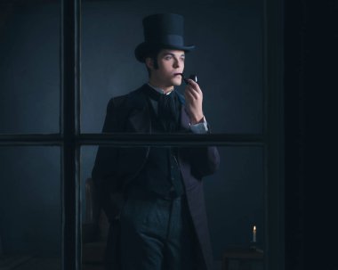 Dickens tarzı adam yasaktır boru 