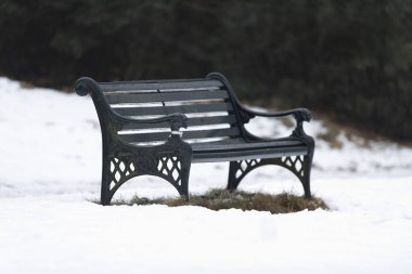 Karlı Park'taki eski tezgah.
